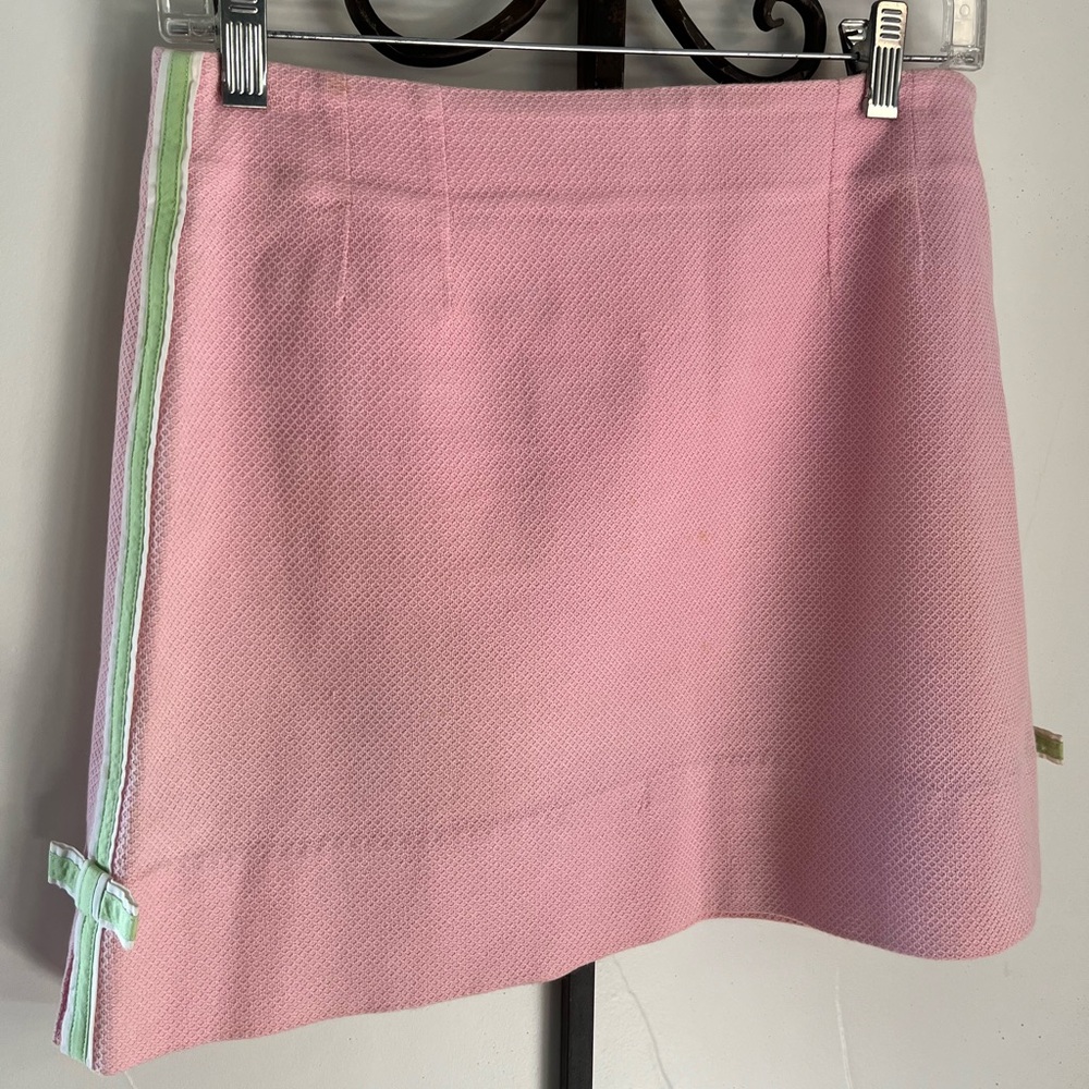 Lily Pulitzer. Size 6 .Pique fabric, no lining.